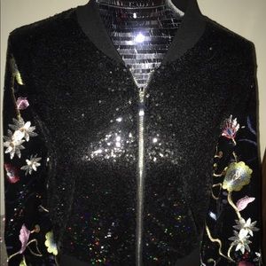NWT WOW COUTURE EMBROIDERED/SEQUINS COAT SIZE MED